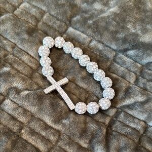 Elegant Silver Beaded Bracelet with Cross Charm